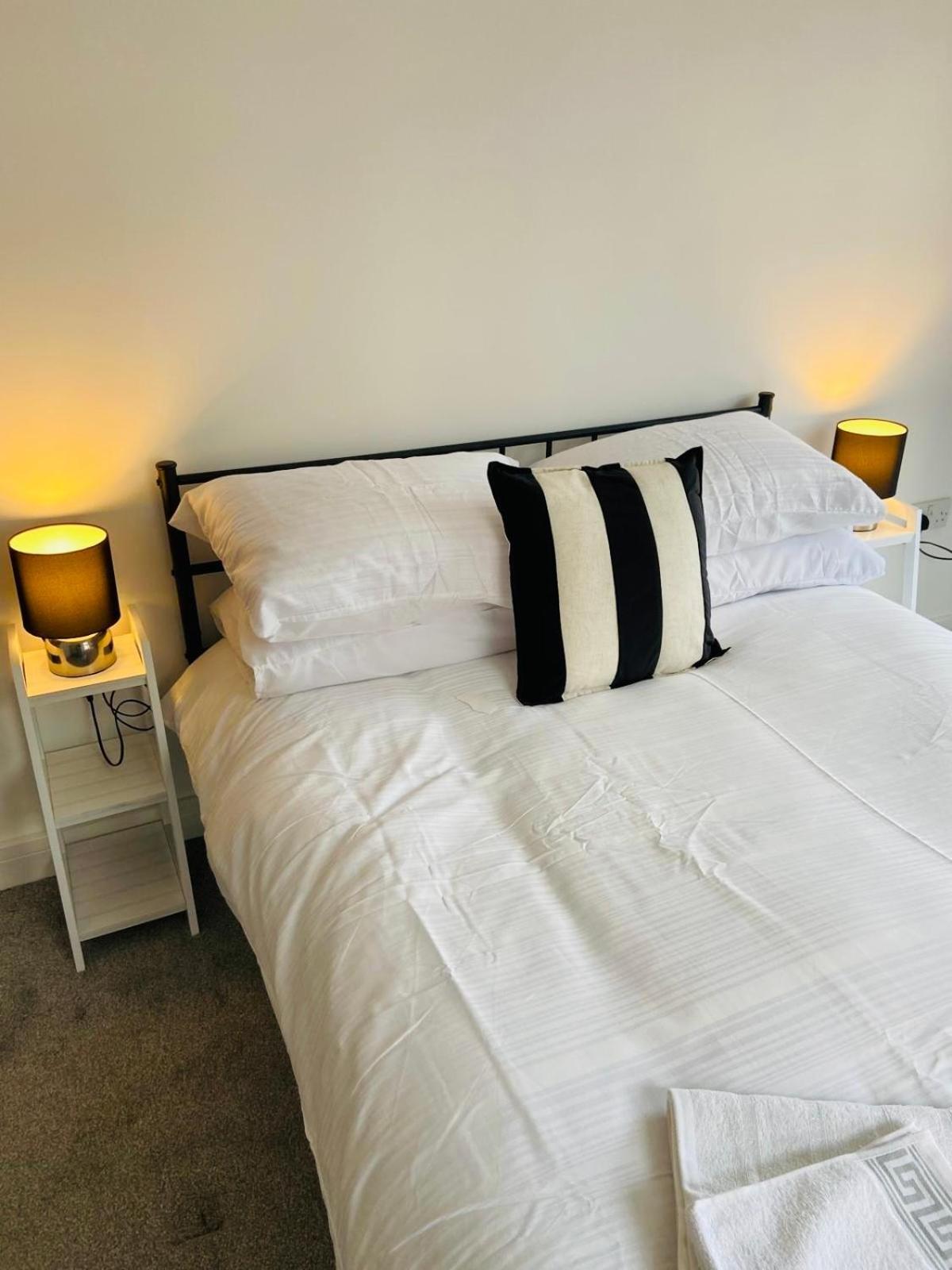 Modern Flat With Free Parking Close To Birmingham Centre Ngoại thất bức ảnh